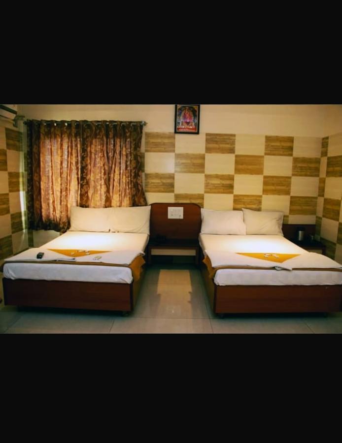 Hotel Apple Sai Residency 舍地 外观 照片