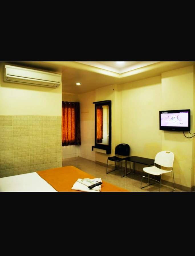 Hotel Apple Sai Residency 舍地 外观 照片